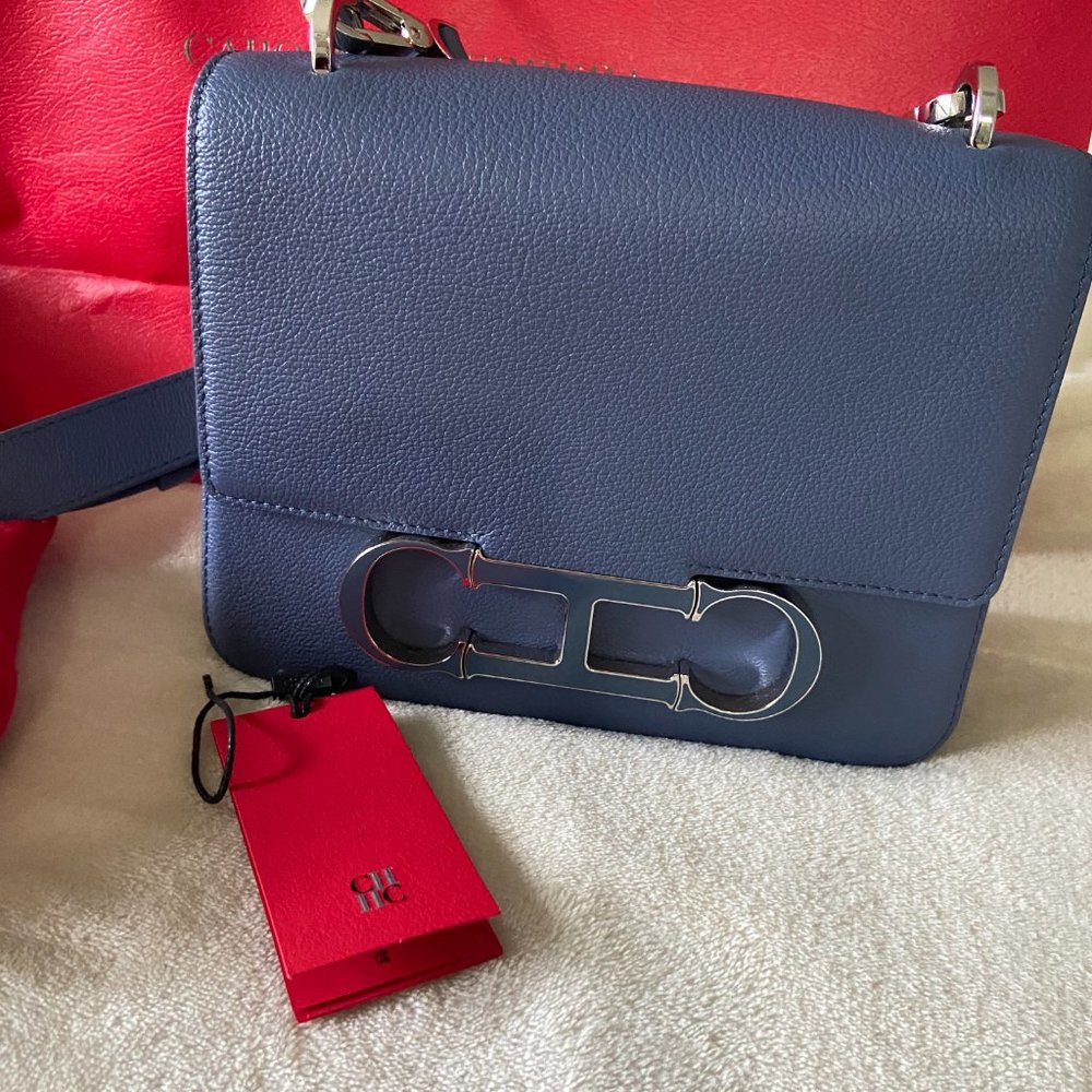 Carolina Herrera Initials Insignia Limited Color Edition